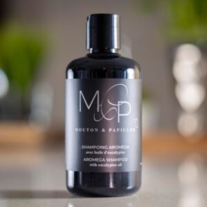 shampoing-avec-huile-deucalyptus